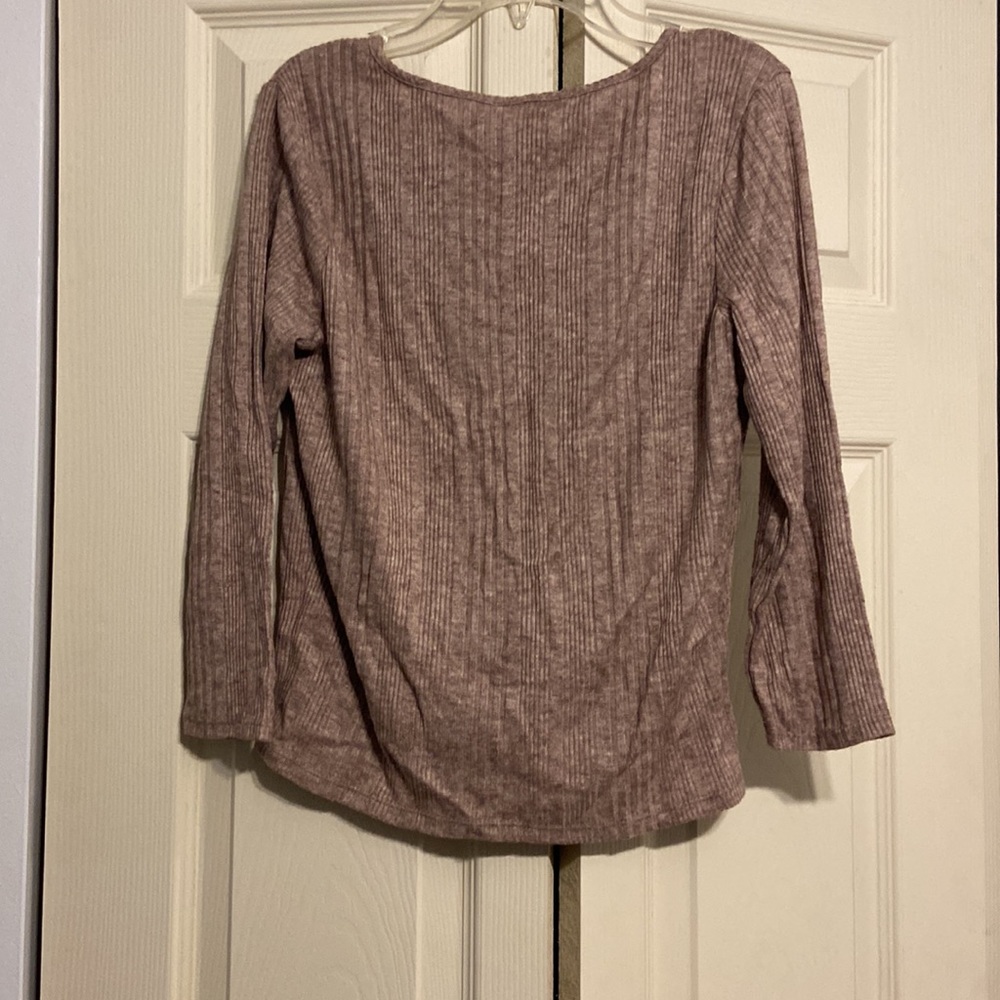 Buttoned Half Sleeve Shirt - Picture 5 of 5